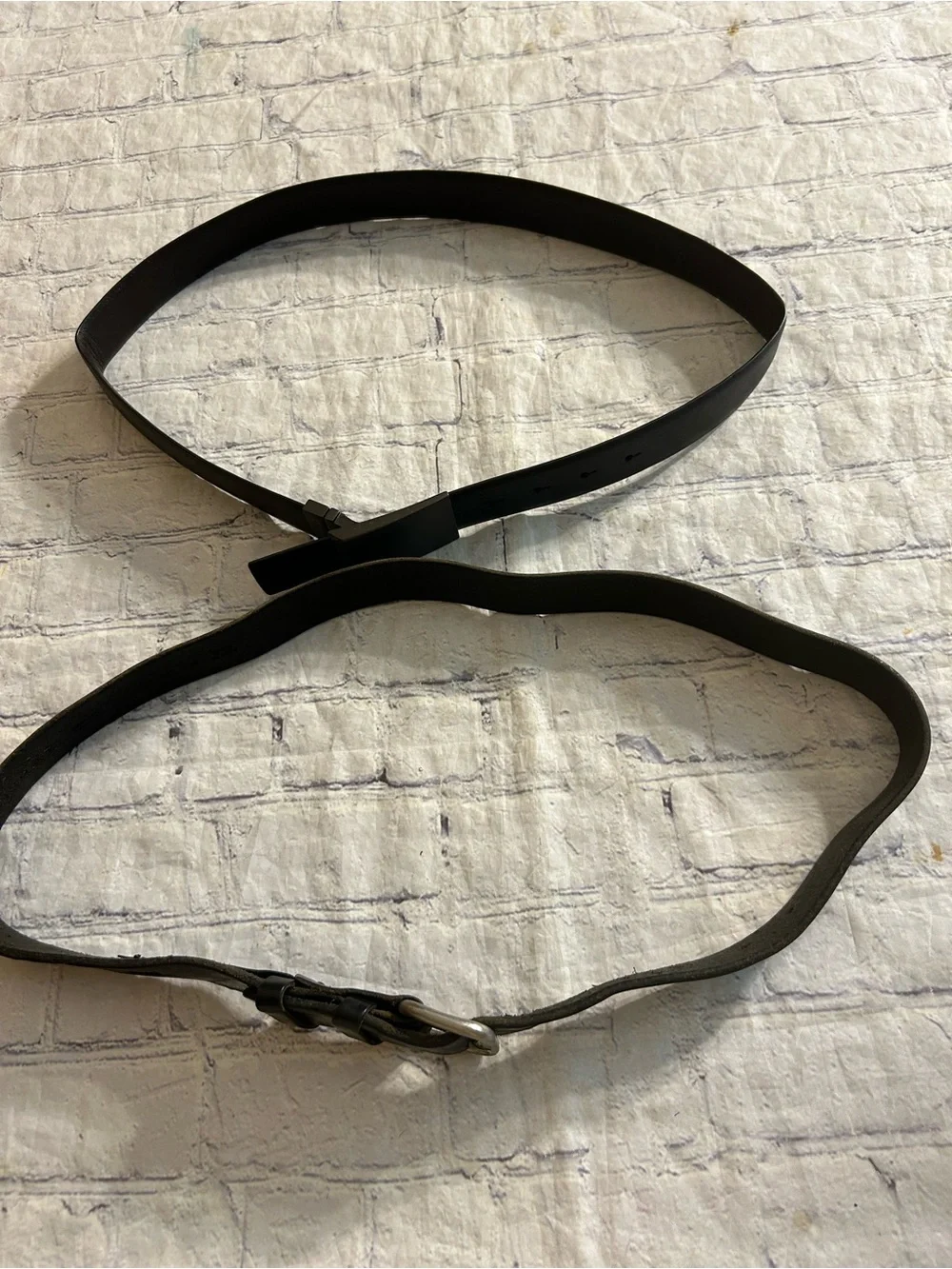 KENNETH COLE REVERSIBLE LEATHER AND BANANA REPUBLIC BLACK LEATHER BELTS SIZE 34